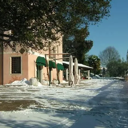 Ξενοδοχείο Degli Ulivi 3*