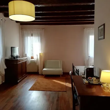 洛坎达德优利维酒店 3*