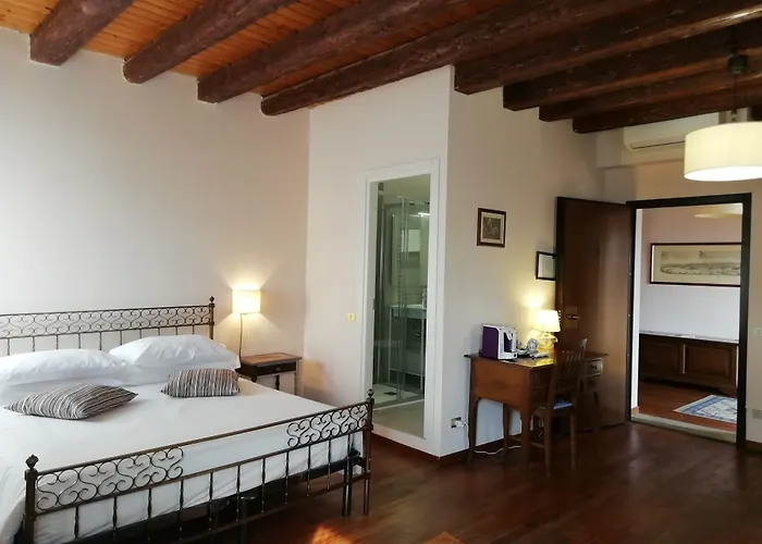 Degli Ulivi 3*