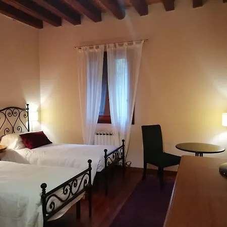 فندق Locanda Degli Ulivi 3*